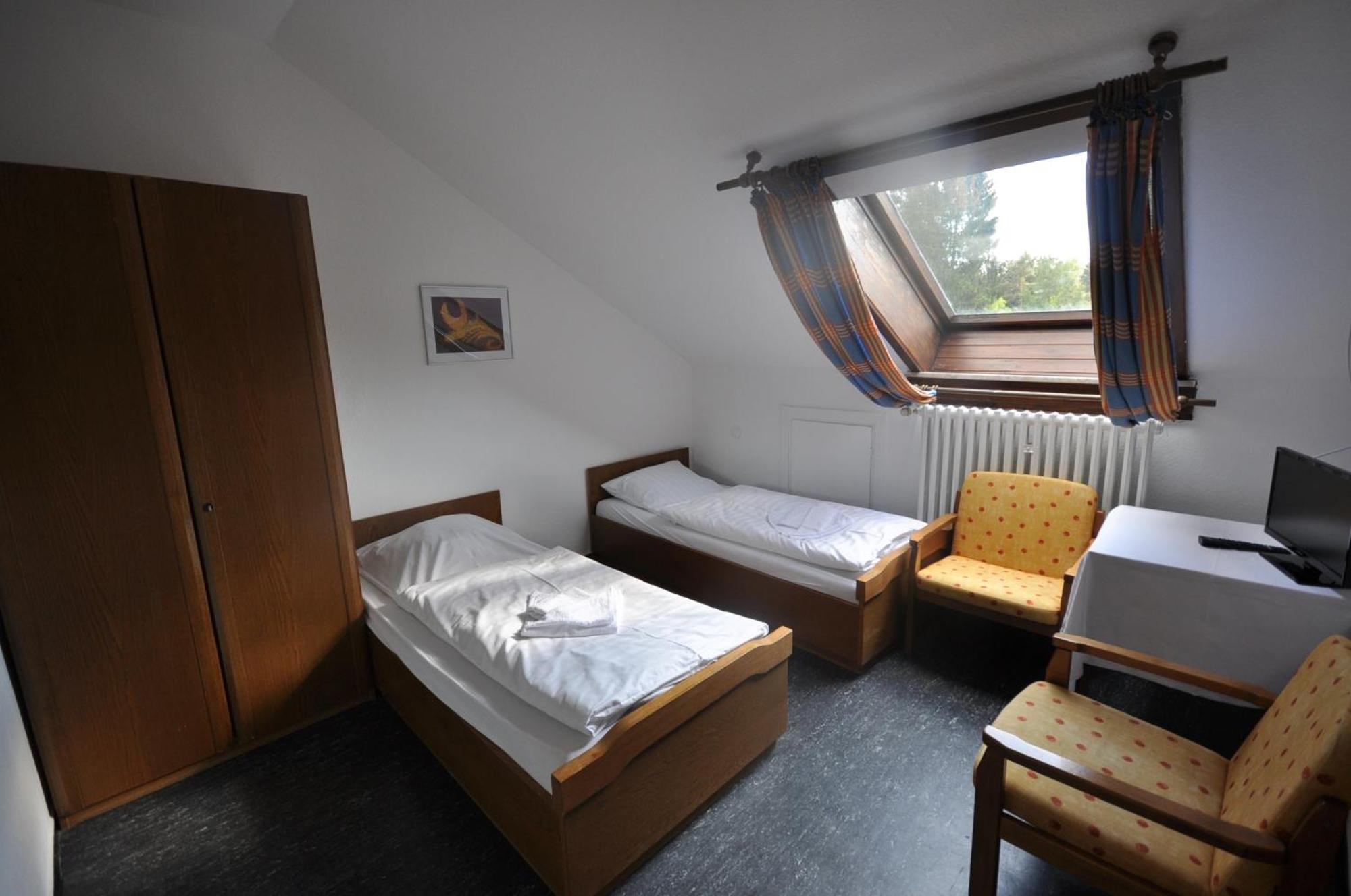 Hotel & Hostel Drei Baeren アルテンアウ 部屋 写真